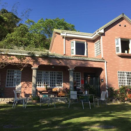 Wisdom Garden Home Stay Yuli Eksteriør bilde