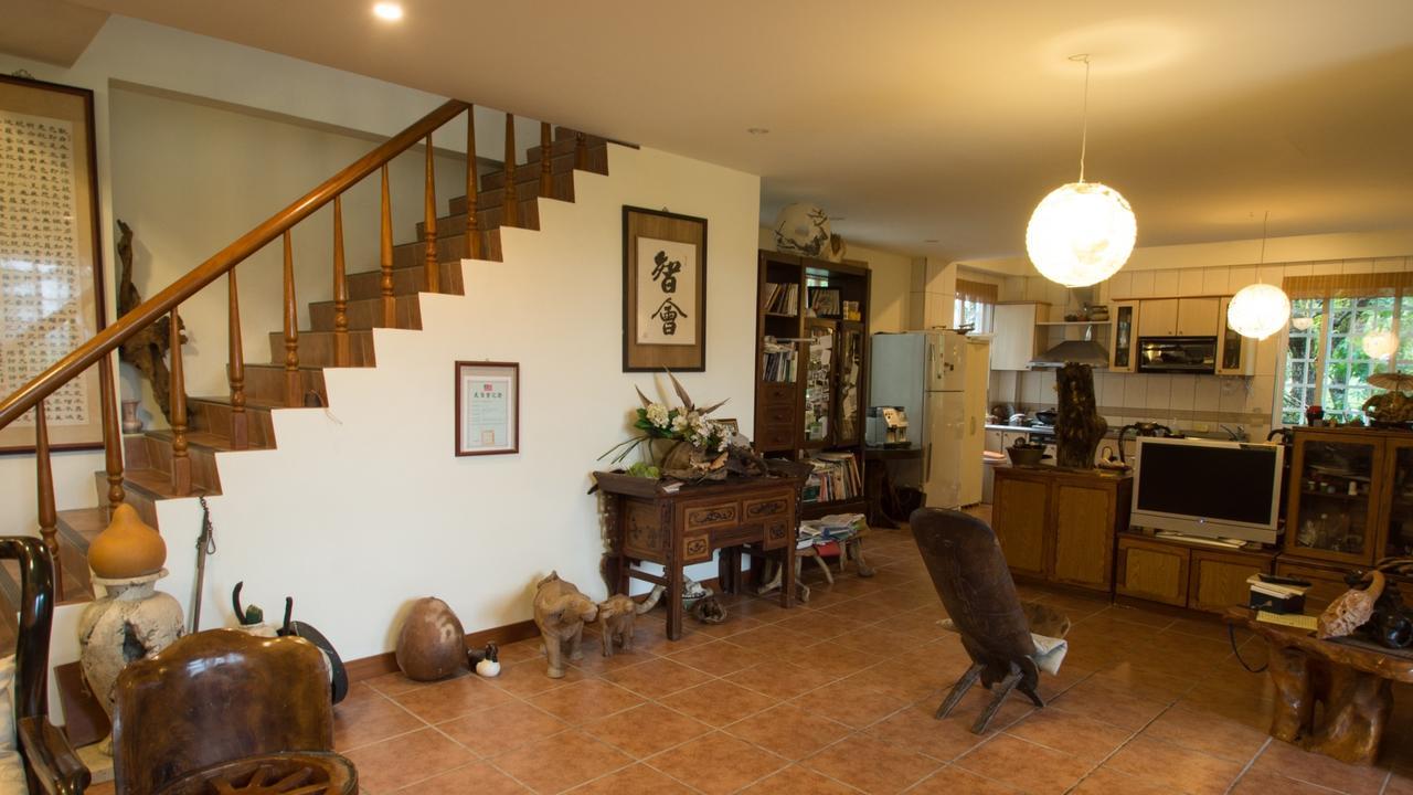 Wisdom Garden Home Stay Yuli Eksteriør bilde