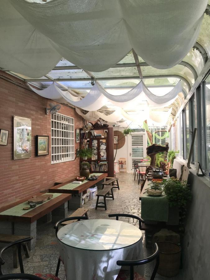 Wisdom Garden Home Stay Yuli Eksteriør bilde